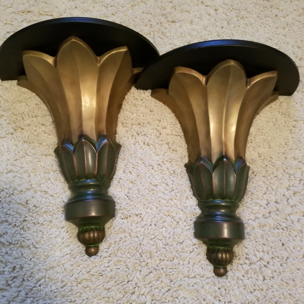 2 Metal sconces